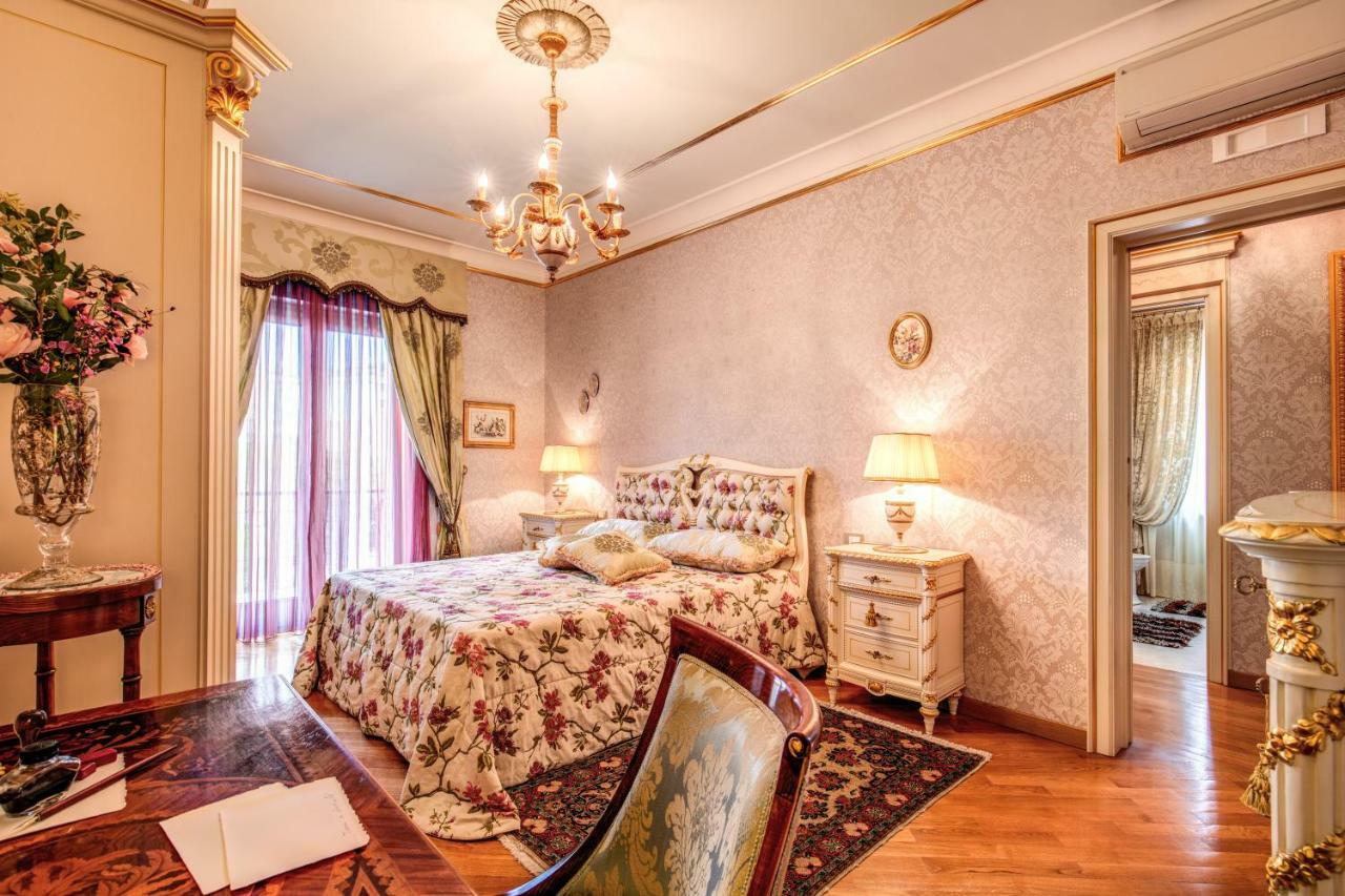 Domus Vittoria - The Luxury Quintessence Appartement Sorrento Buitenkant foto