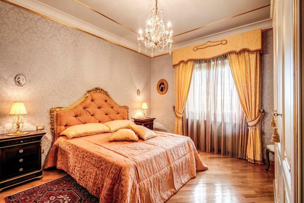 Domus Vittoria - The Luxury Quintessence Appartement Sorrento Buitenkant foto
