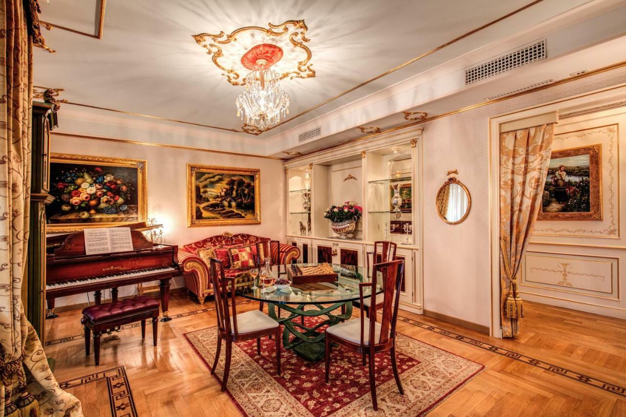 Domus Vittoria - The Luxury Quintessence Appartement Sorrento Buitenkant foto