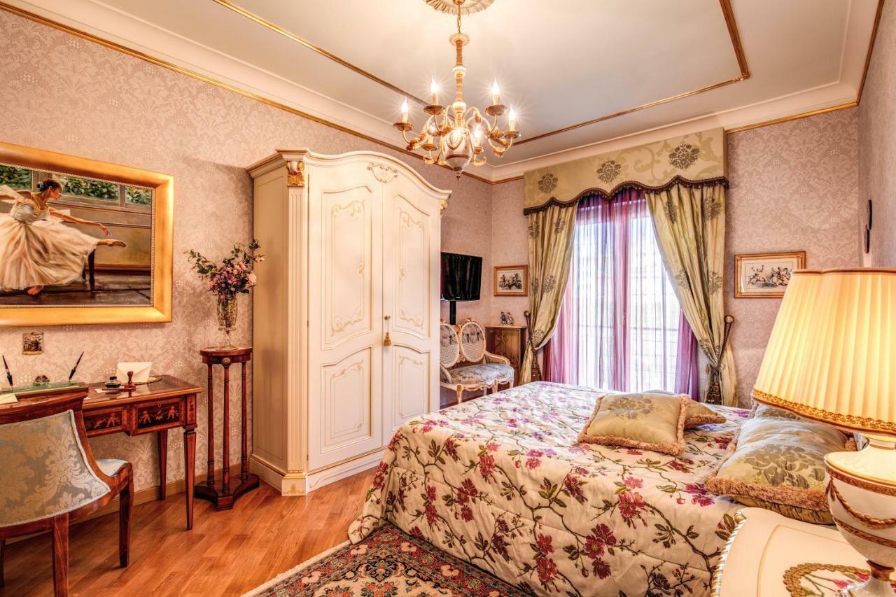 Domus Vittoria - The Luxury Quintessence Appartement Sorrento Buitenkant foto