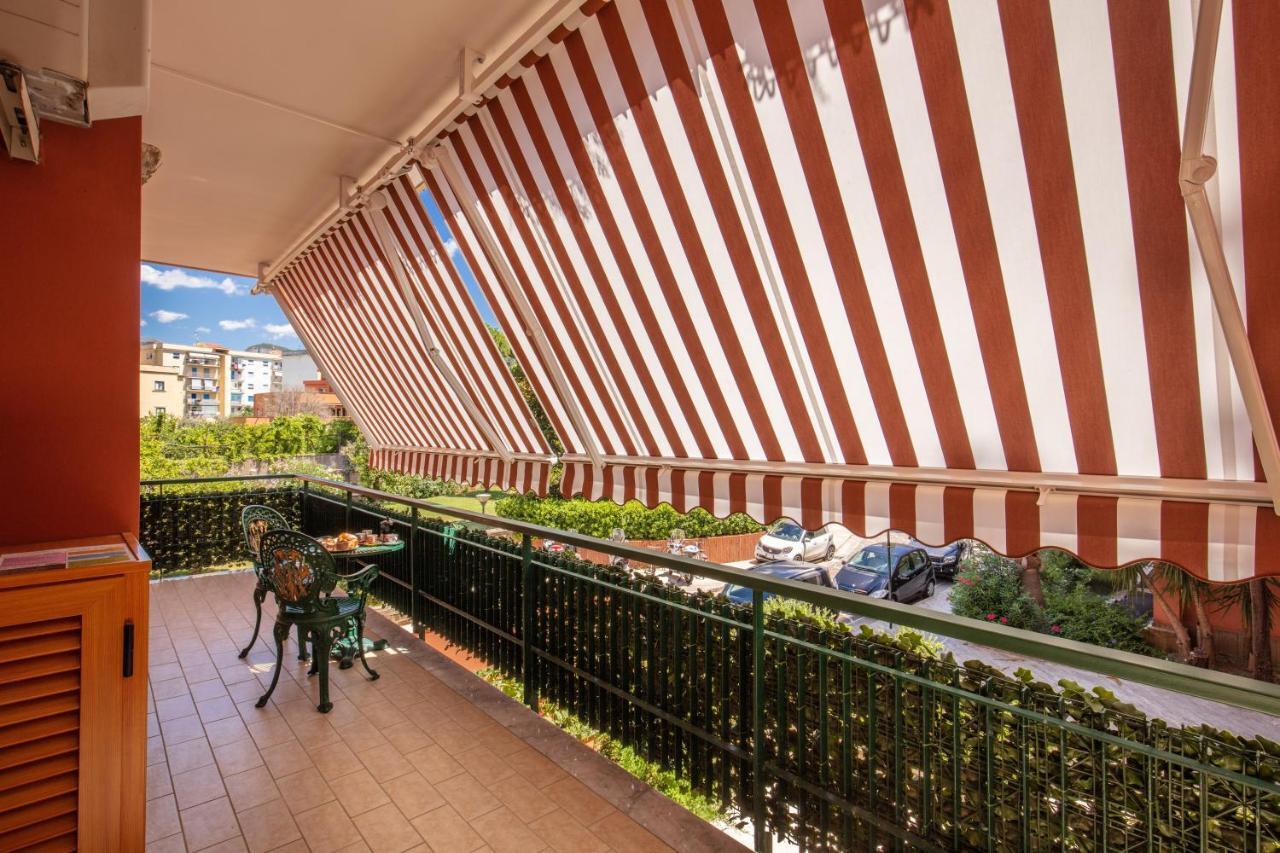 Domus Vittoria - The Luxury Quintessence Appartement Sorrento Buitenkant foto